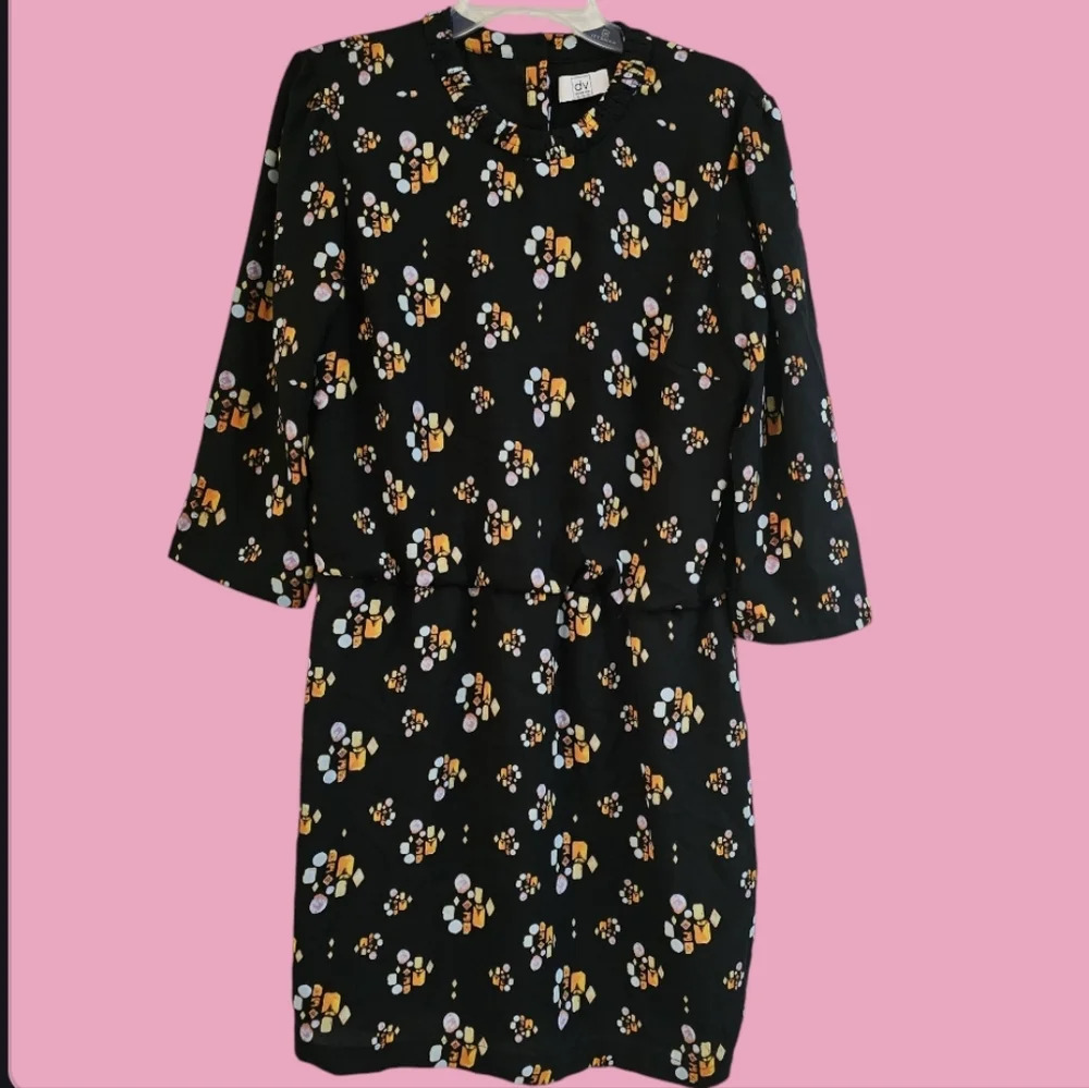 Dolce vita abstract long sleeve black Geometric gem dress size large